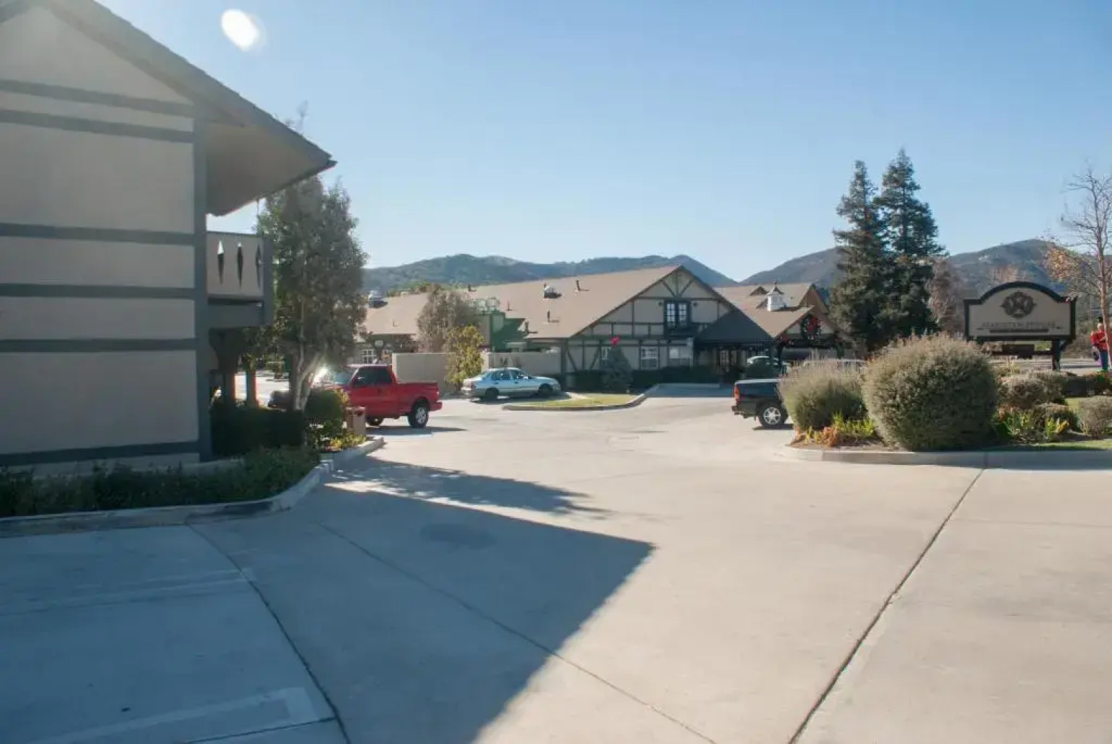 Hadsten House Inn & Spa