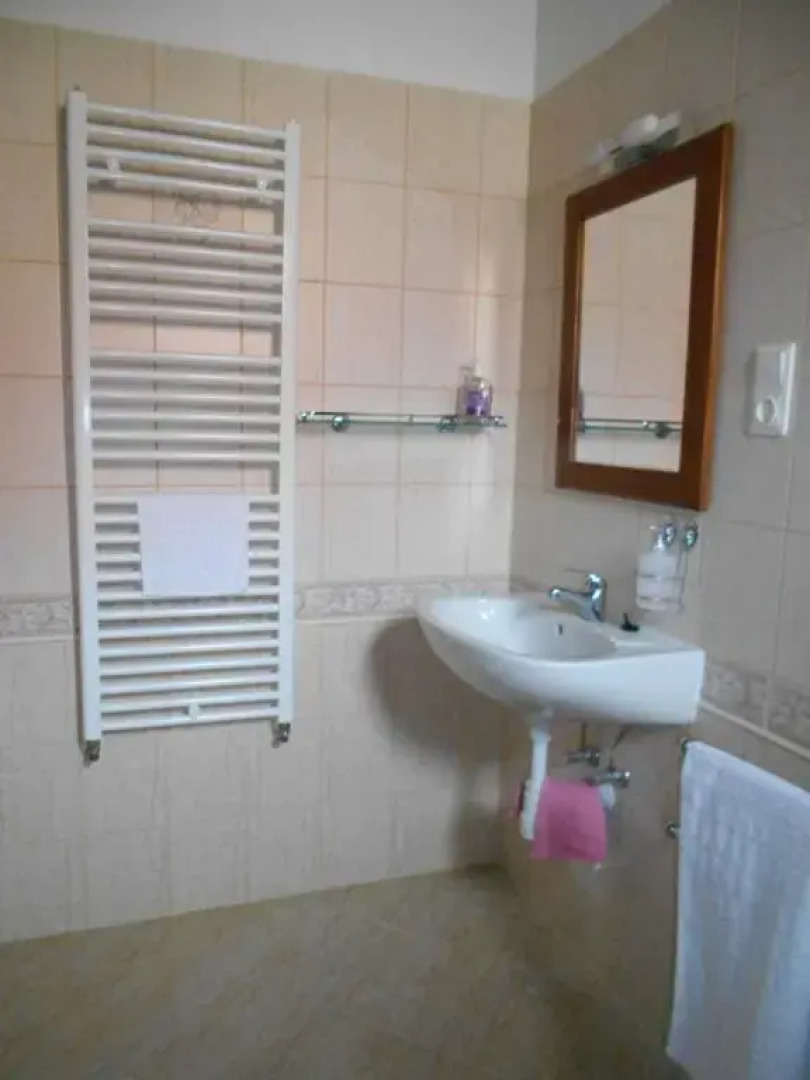 Vár-Kert Vendégház