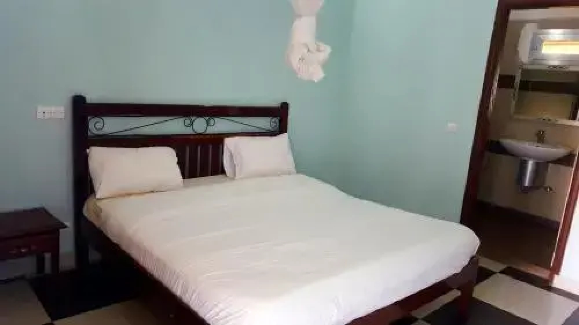 Le Petit Chalet Hotel