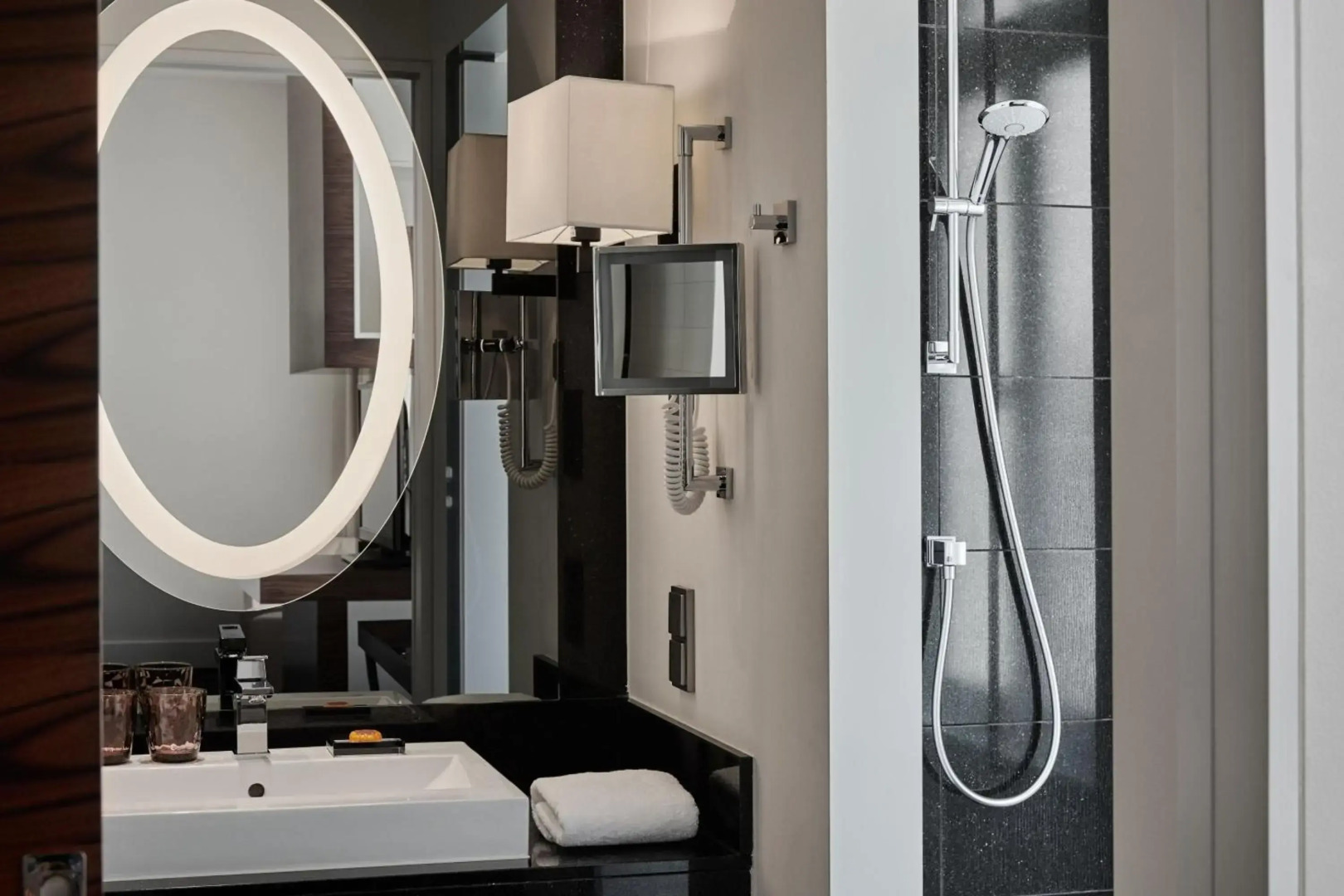 Roomers Berlin Steinplatz, Autograph Collection