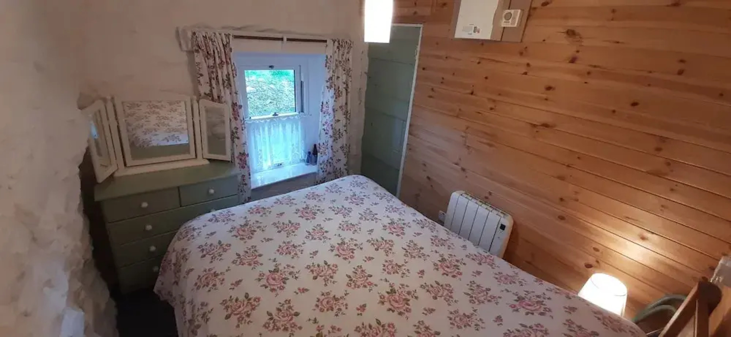 Cherrytreecottage - Cosy 19thcentury/pet Friendly