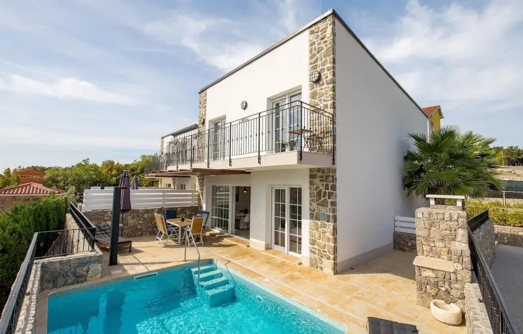 Beautiful Home in Kornic With Wifi, Outdoor Swimming Pool and 3 Bedrooms