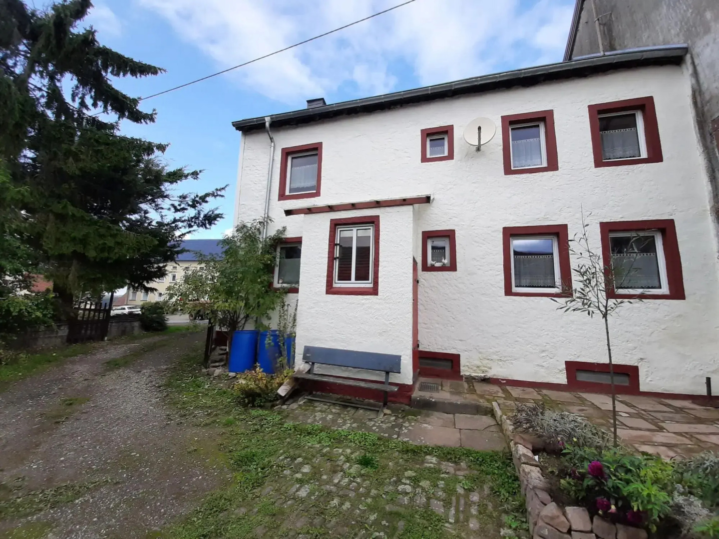 Beautiful Holiday Home With Terrace