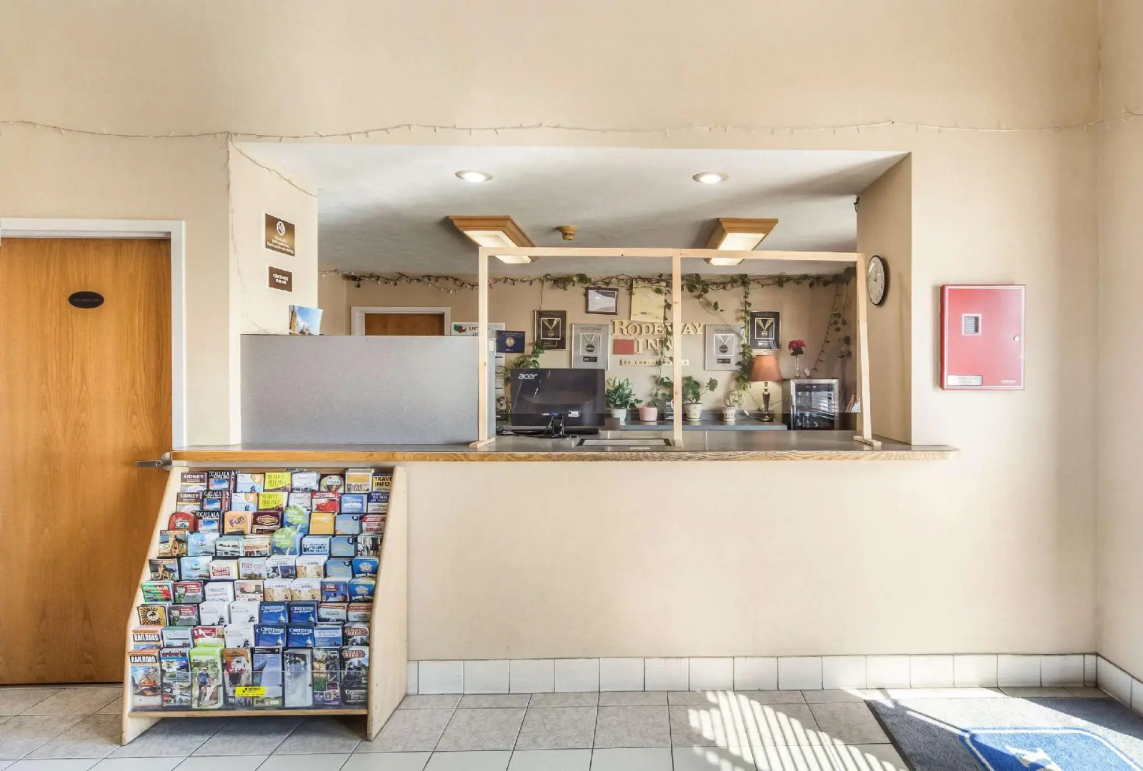 Super 8 by Wyndham Cozad