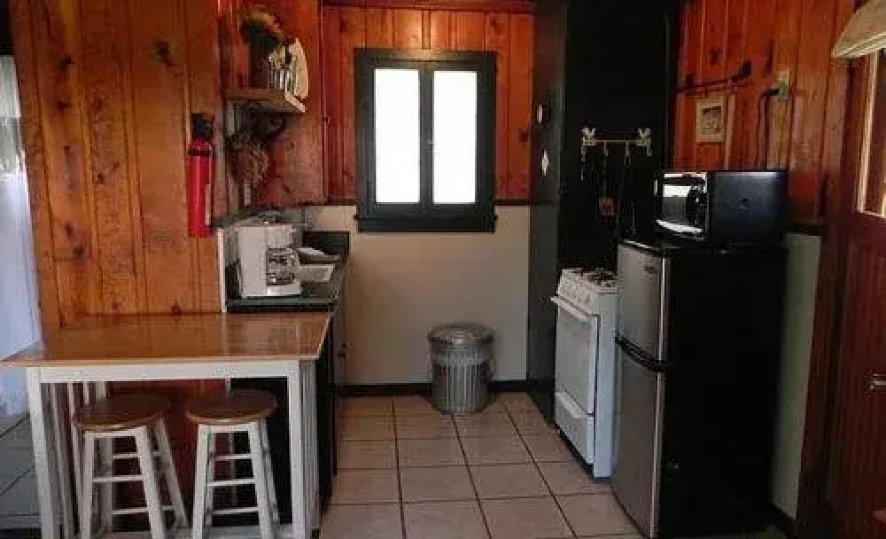 Mechem Dr Apache Village & Cabins by VTrips