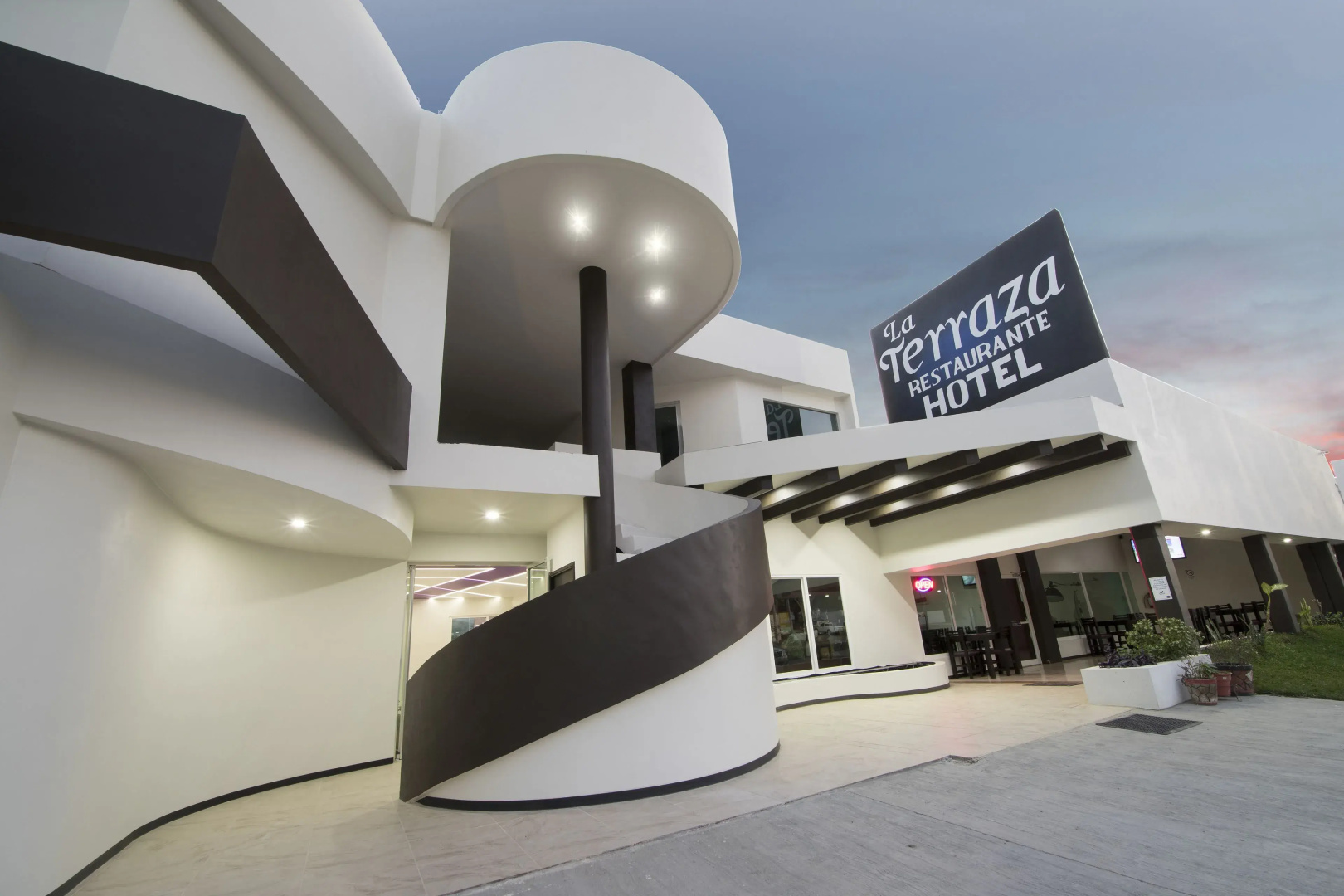 La Terraza Hotel