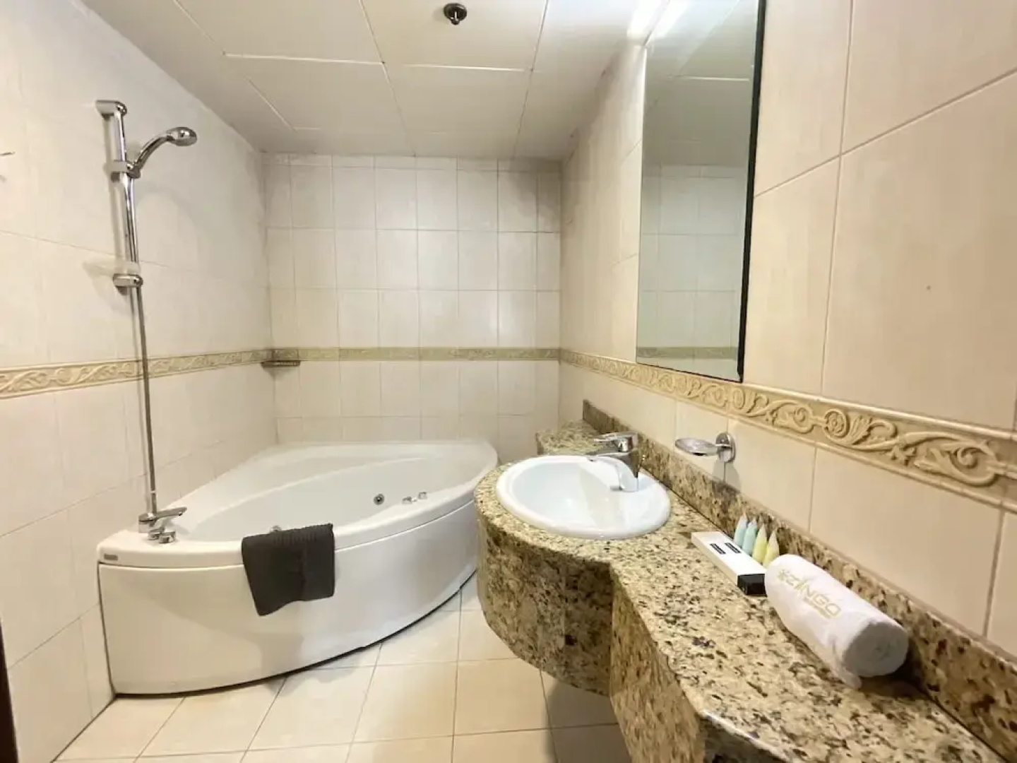 Dubai Marina Room Princess Tower