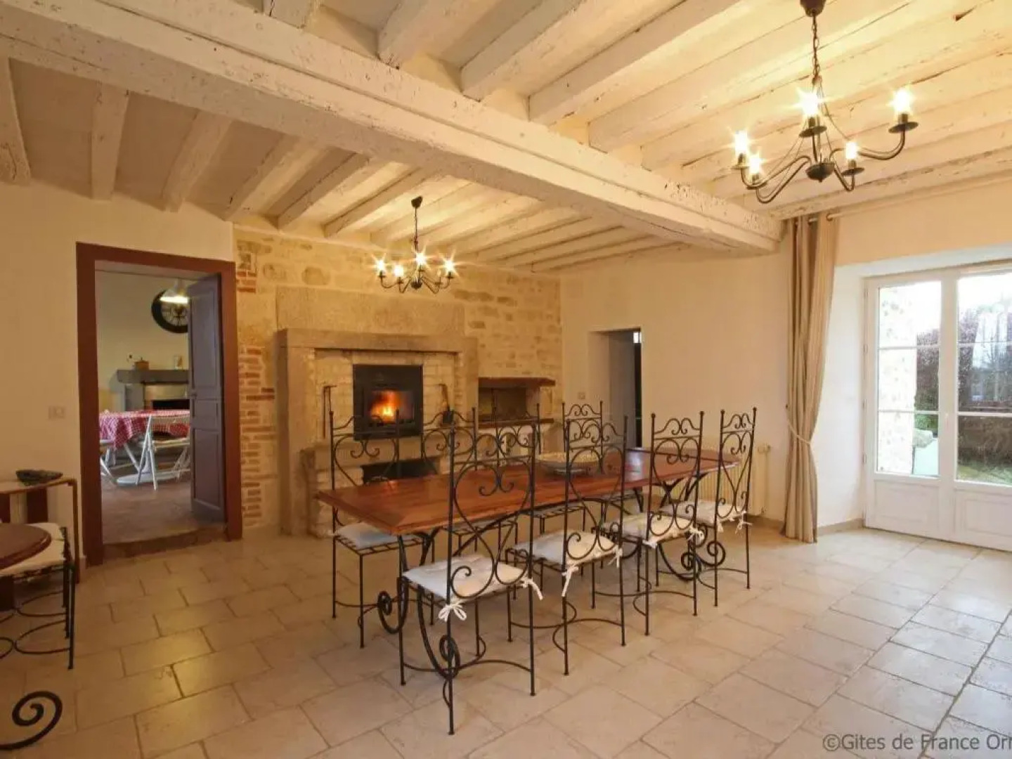 Gîte Coulonges-sur-Sarthe, 7 pièces, 13 personnes - FR-1-497-118