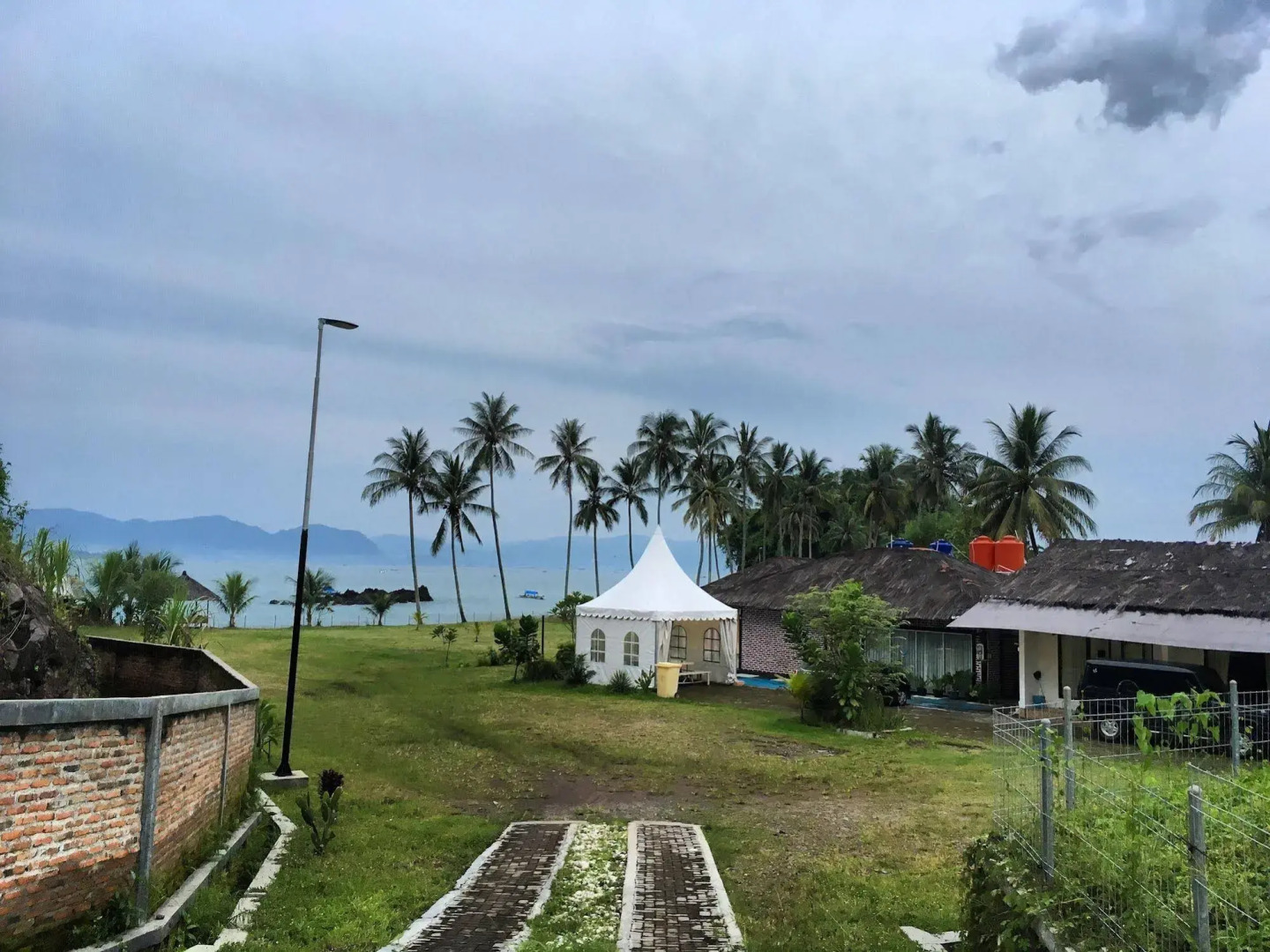 SAESEA Private Beach & Resort