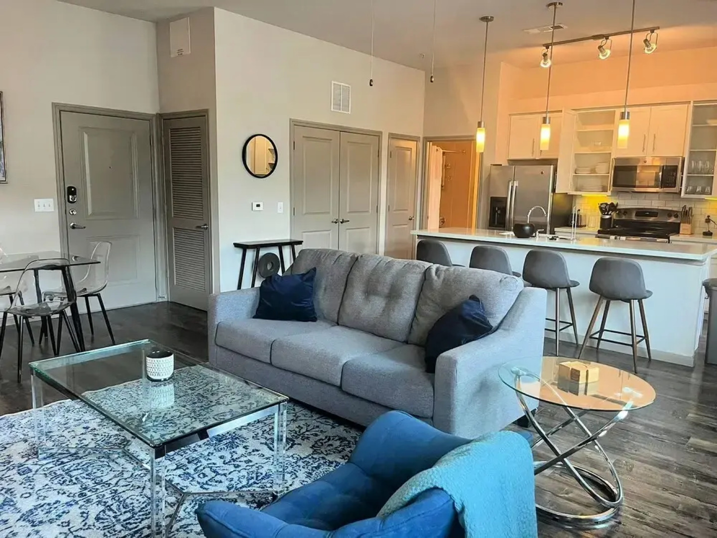 The Elvis Presley Urban Luxury Apts Austin