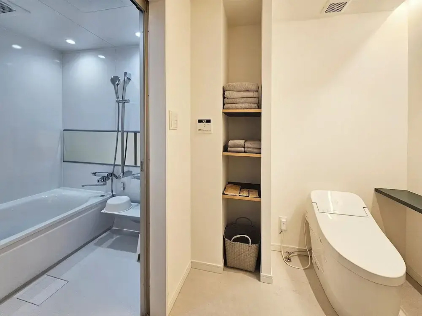 Luxe Tech Villa Ashitoku