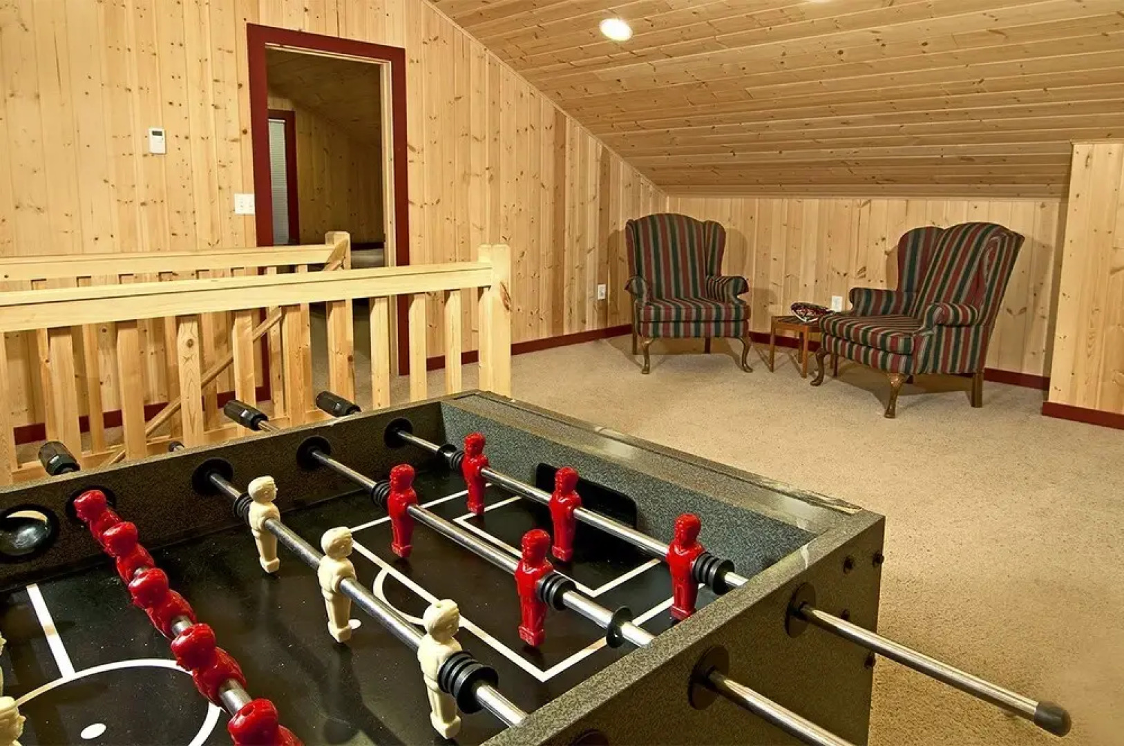 Money Creek Lodge - Five Bedroom Cabin with Hot Tub
