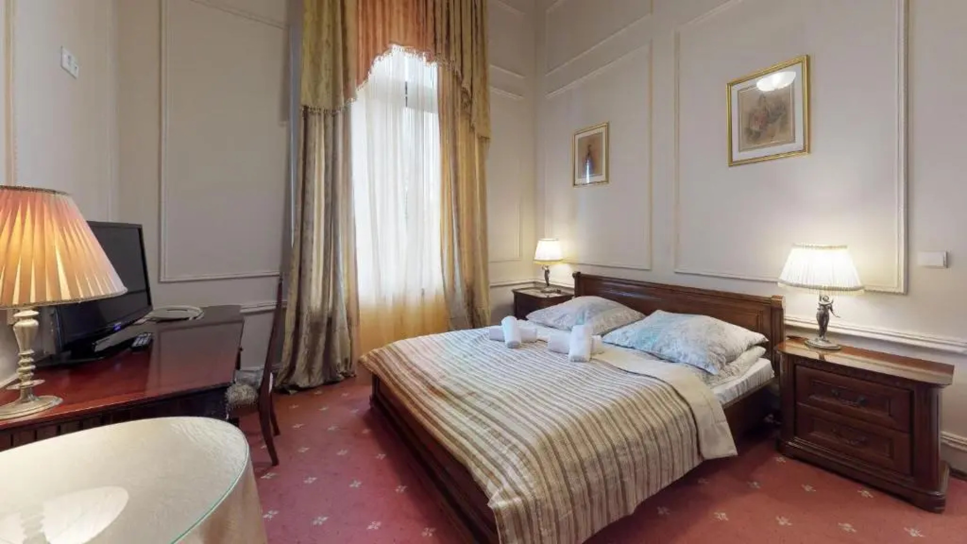 Hotel Bursztynowy Palac (Amber Palace, Bernsteinpalast)