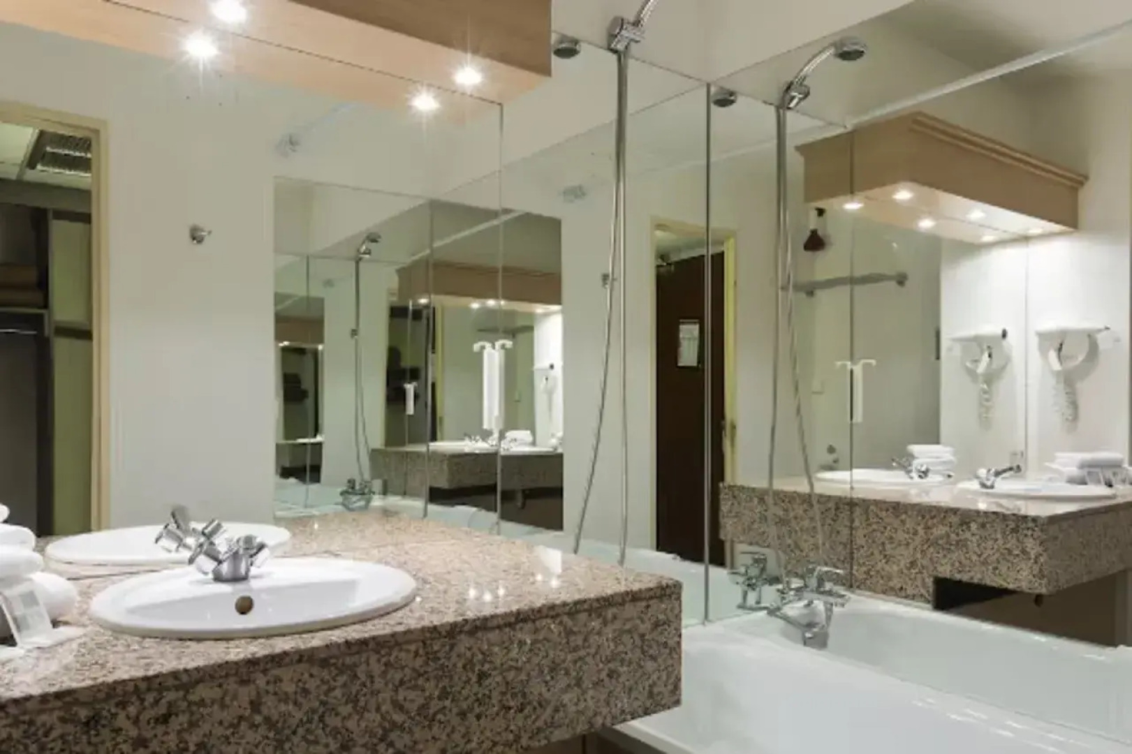 Comfort Hotel Toulouse Sud