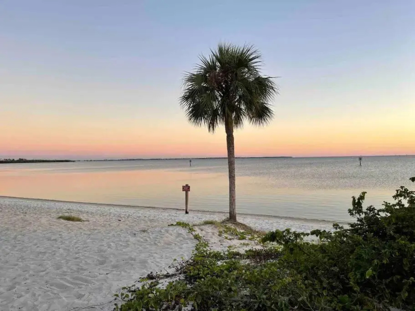 Harbor House, Luxury Waterfront-3BR w Private Dock