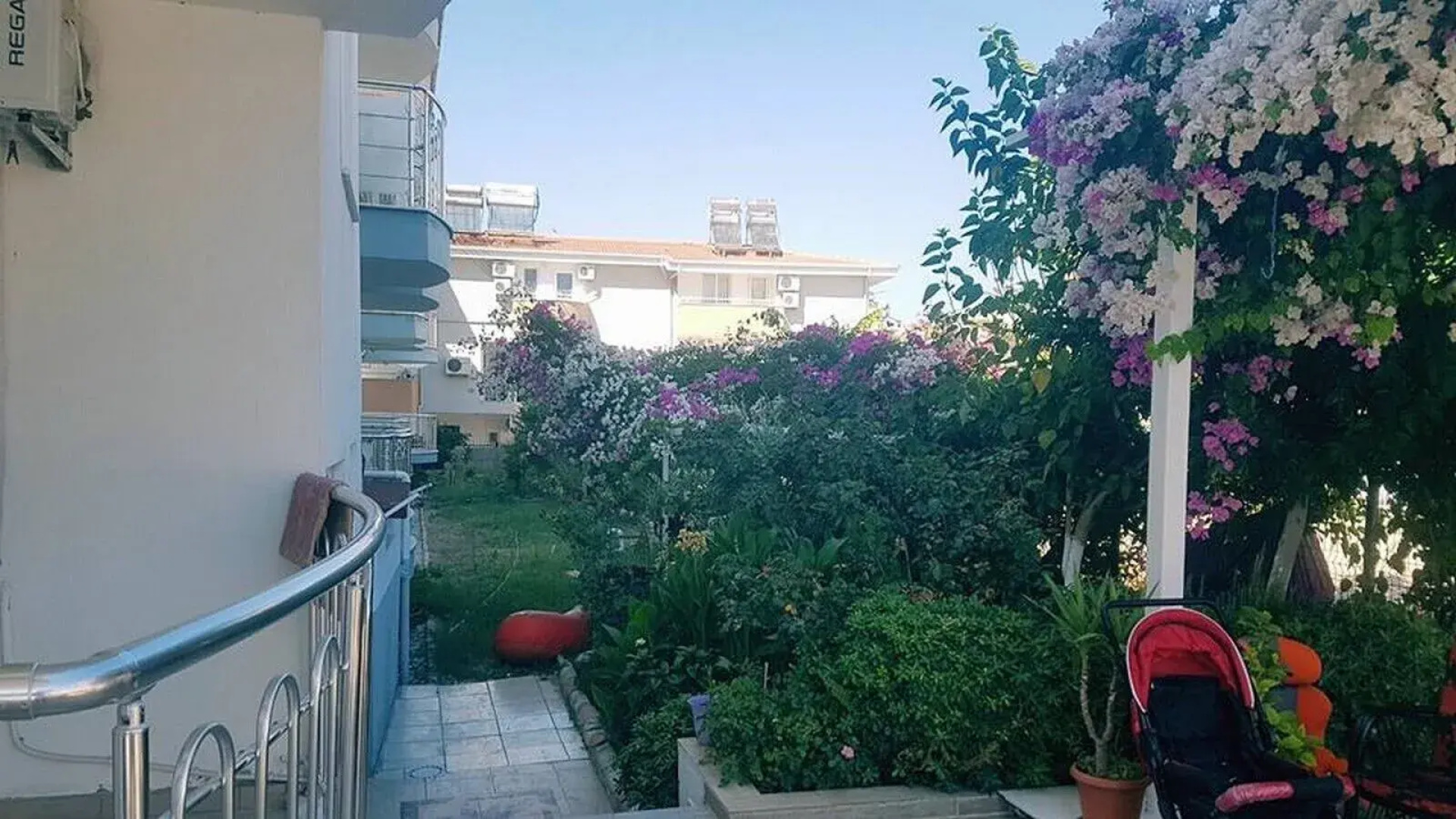 Un Side Apart Hotel