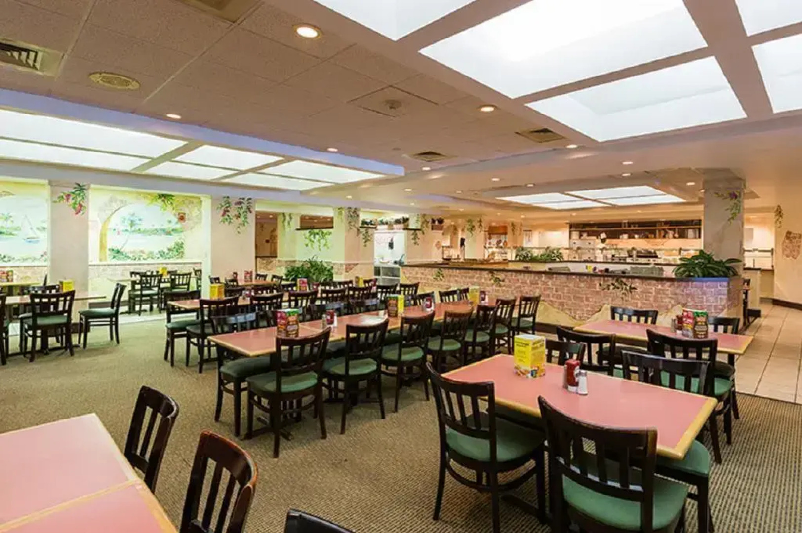 Maingate Lakeside Resort