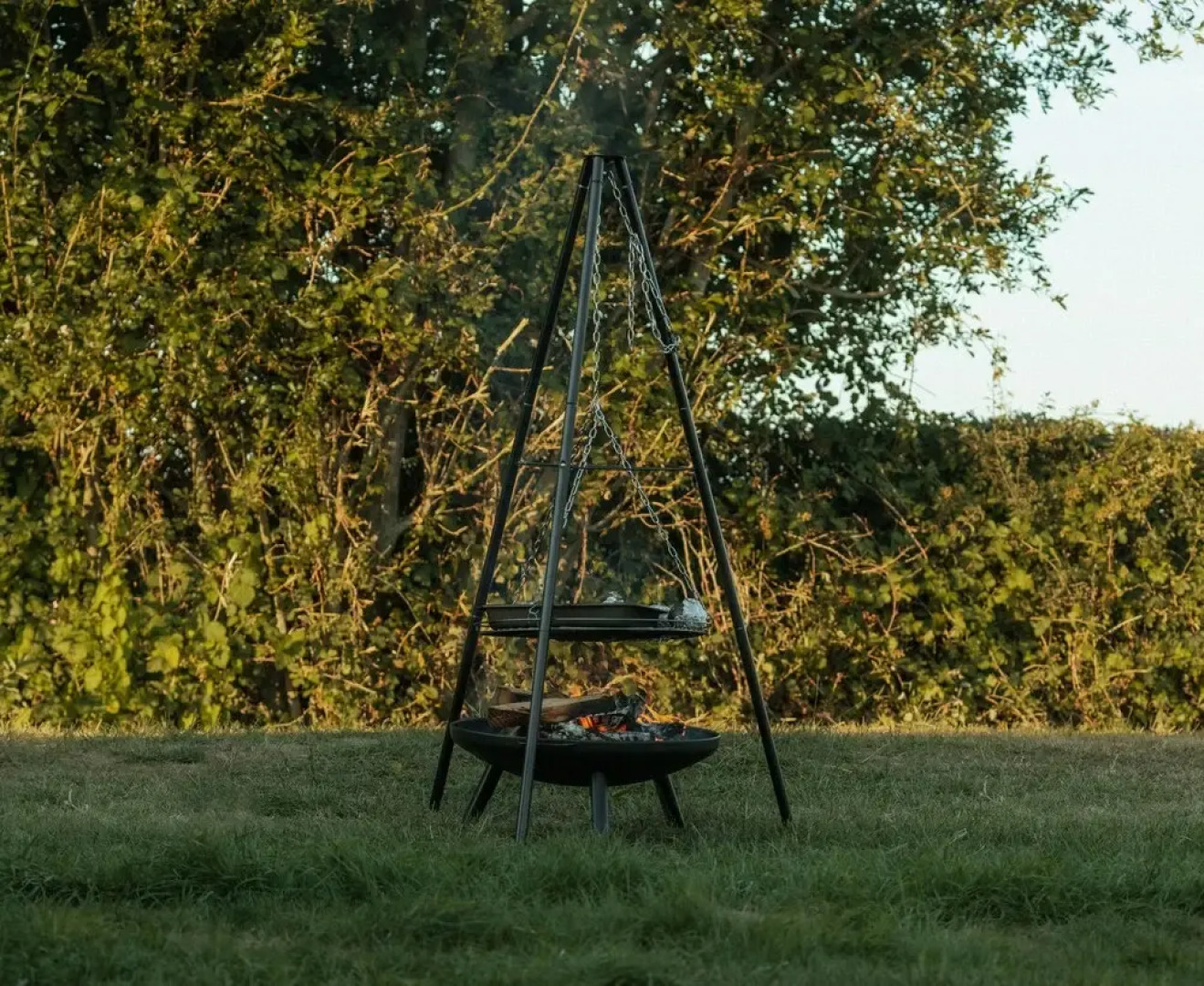 Glamping in Wiltshire the Green Knoll is a Charm