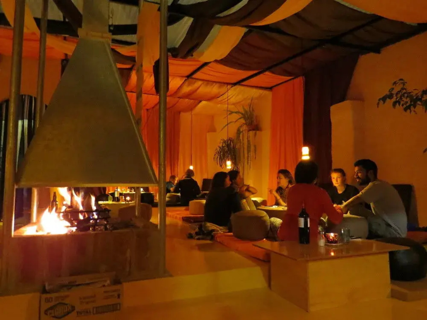 Hostal Plantas  Y Blanco