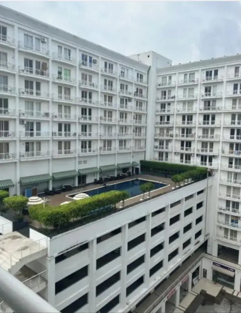 The Origin Suites opp Hyatt Regency