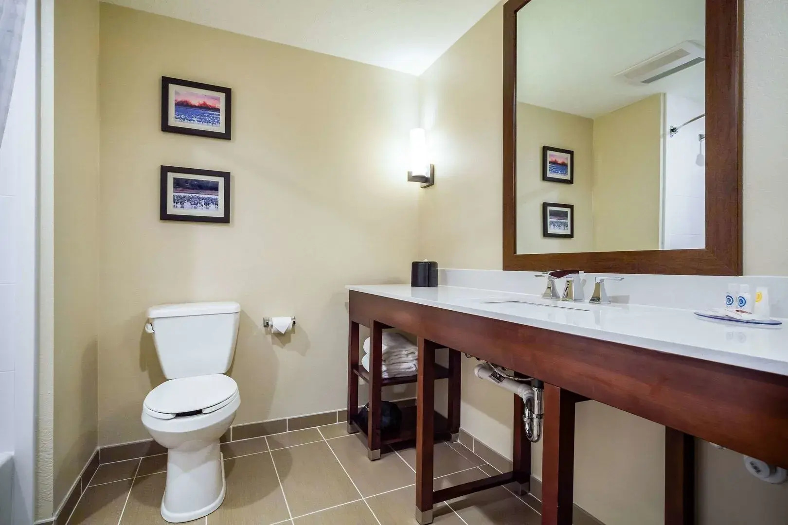 Comfort Inn & Suites North Platte I-80