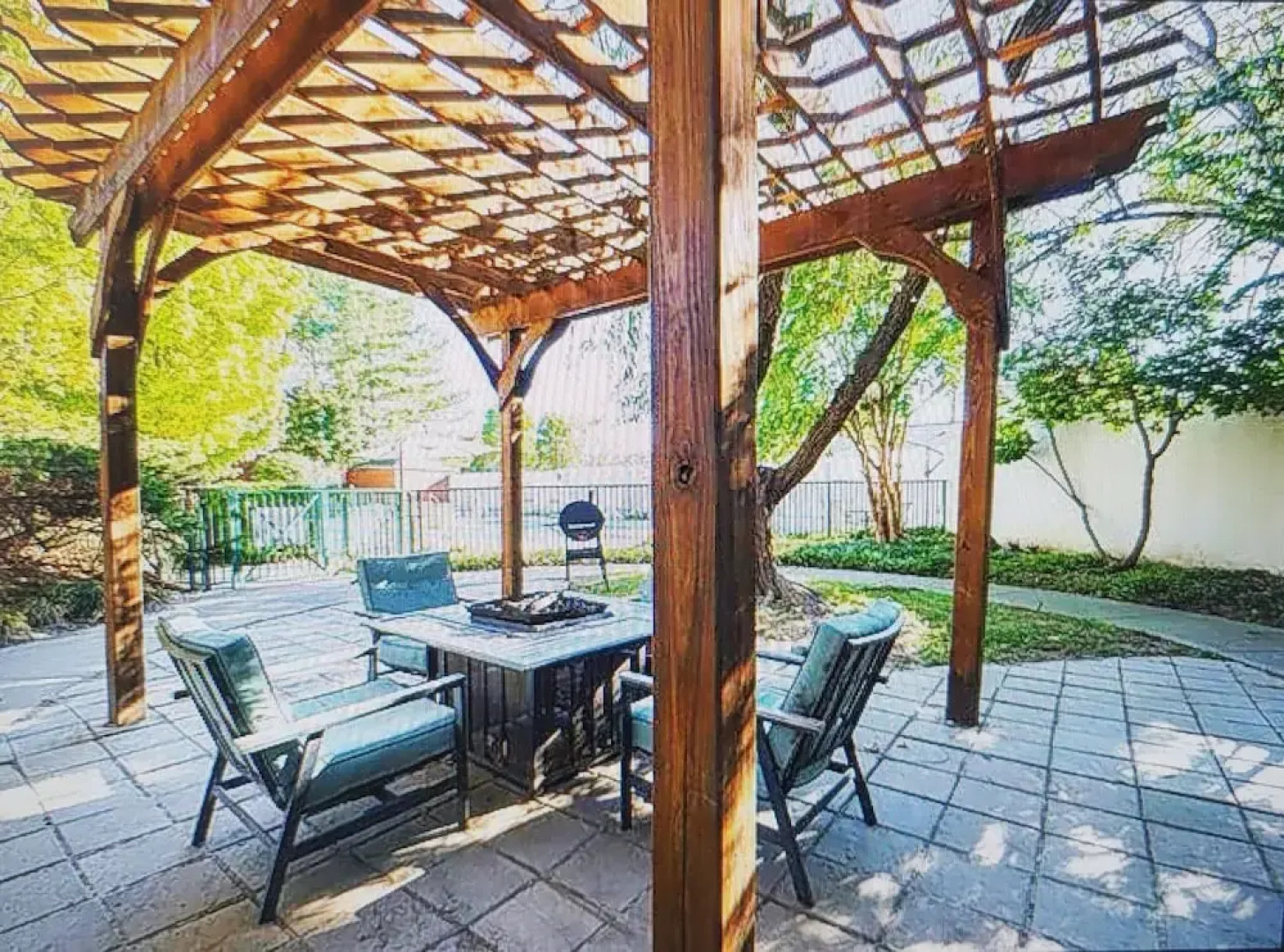 Vista Inn & Suites Pigeon Forge