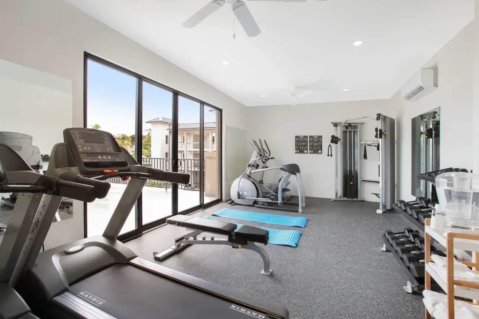 Villas & Suites at Beach View