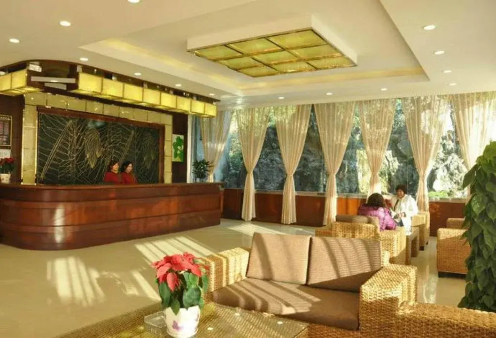 Guilin Lipu Fengyu Yanshan Resort