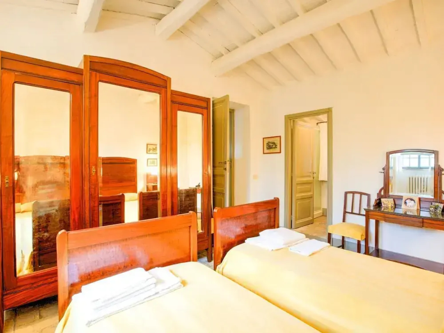 Villa in Sermugnano With Pool & Garden