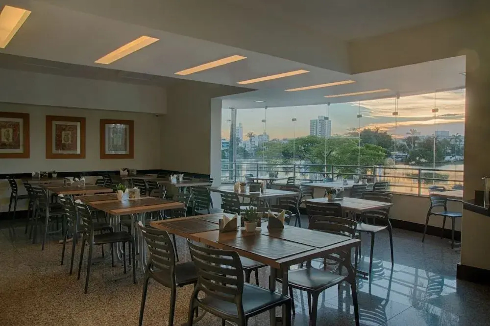 Atlas San Diego Express