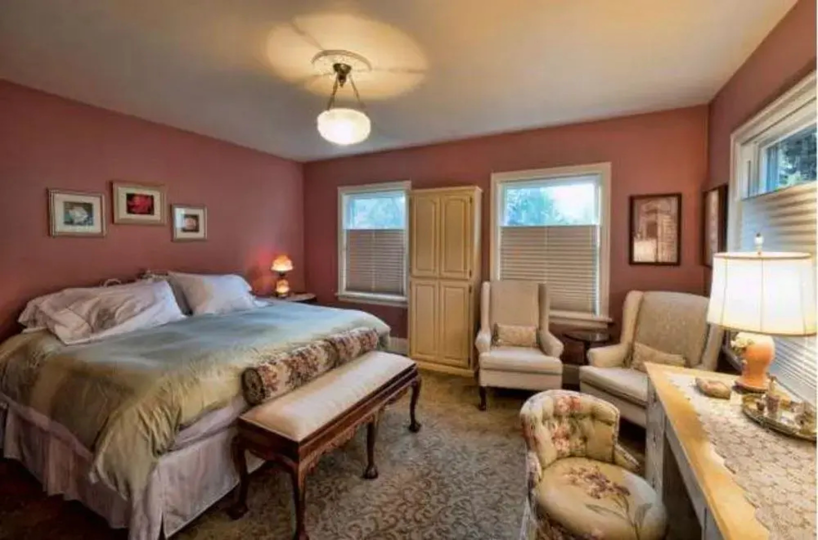 The Maxwell House Bed and Breakfast