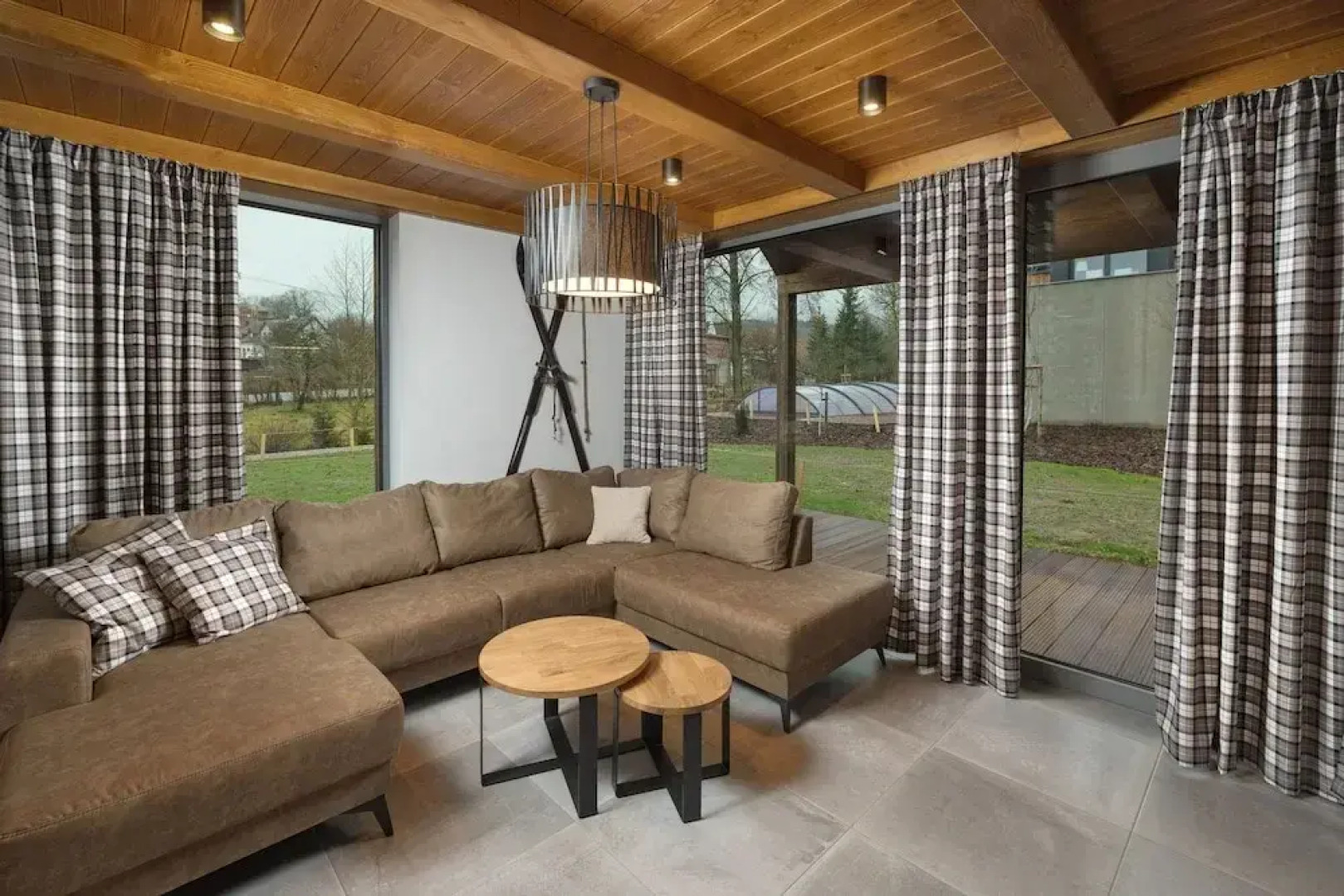 Cerny Dul Kcmv115 in Cern Dul