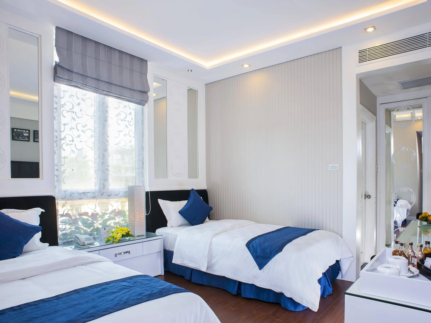 Minerva Church Hotel