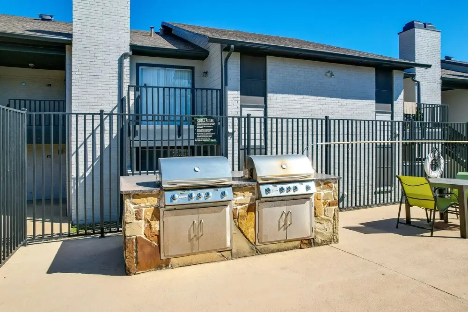 Near Stadiums: Grand Prairie Apt w/ Pool Access