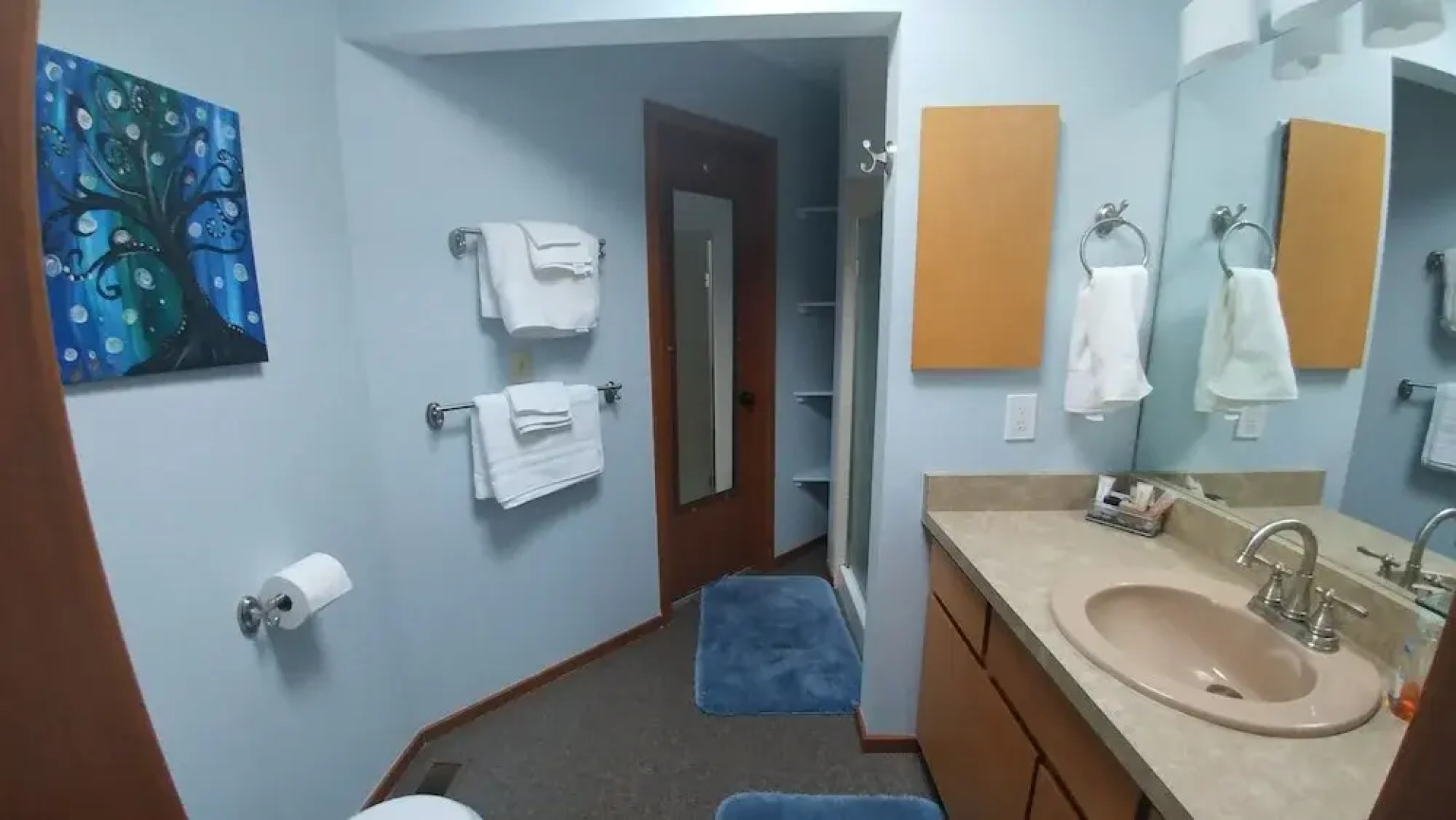 Lofty Living Bud and Breakfast