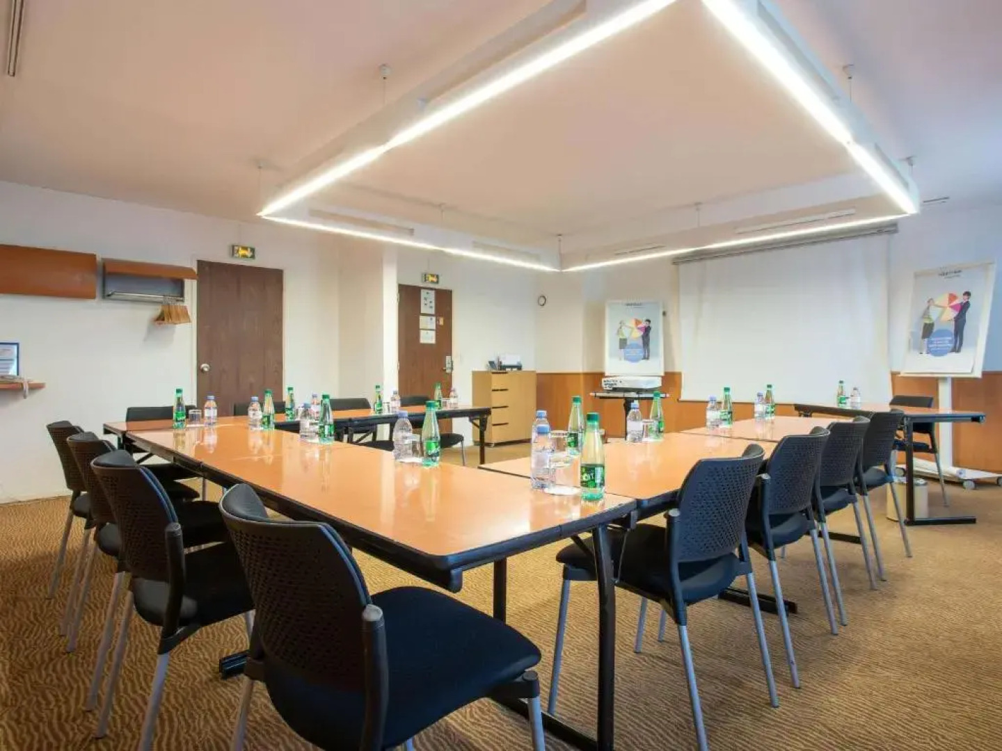 Hotel Novotel Aix en Provence Pont de l'Arc Fenouillères