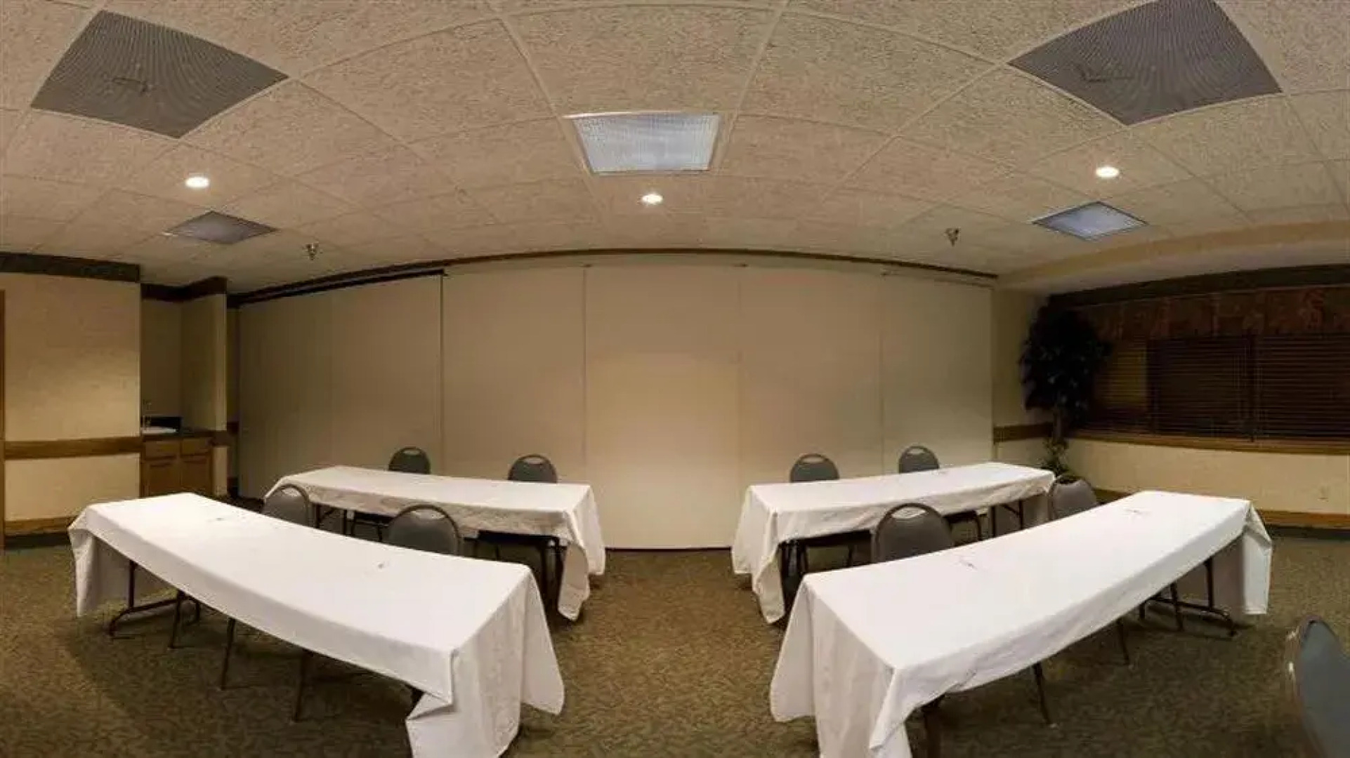 Country Inn & Suites By Radisson, Mishawaka, In