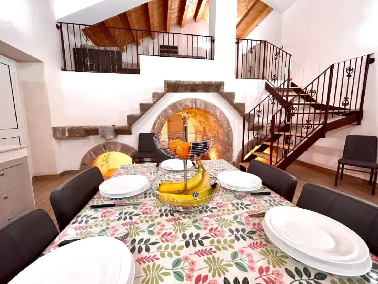 Villa Nunzia con piscina, sauna e idromassaggio.