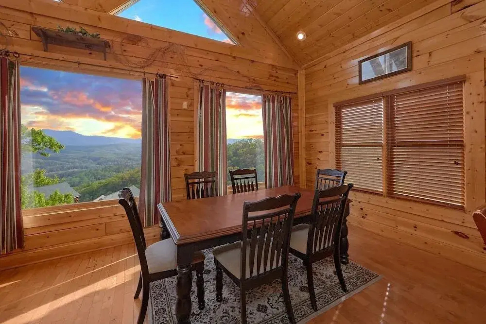 Legacy Vista Apartment 2