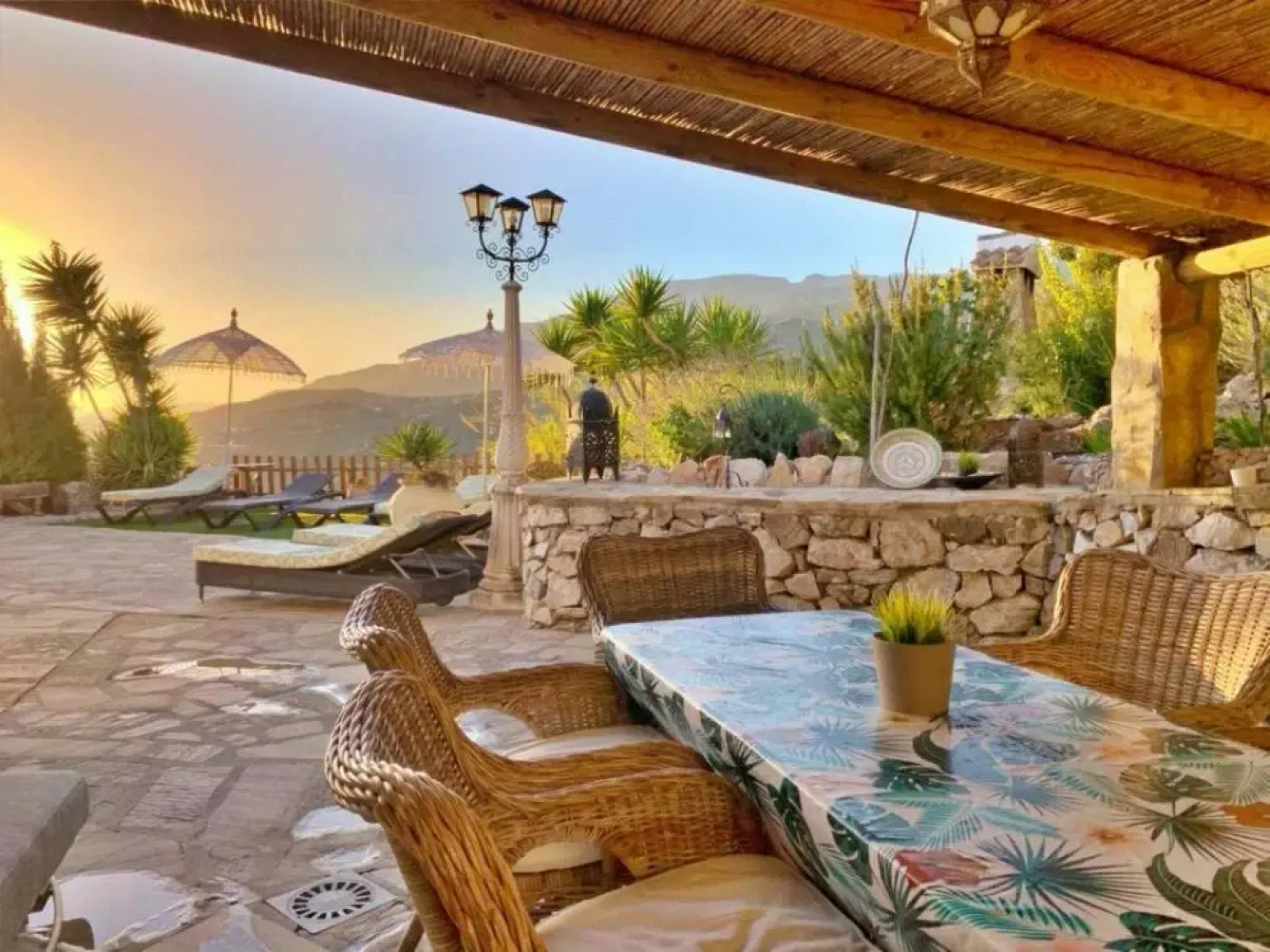 Casa Rural Cómpeta Piscina Barbacoa y Vista