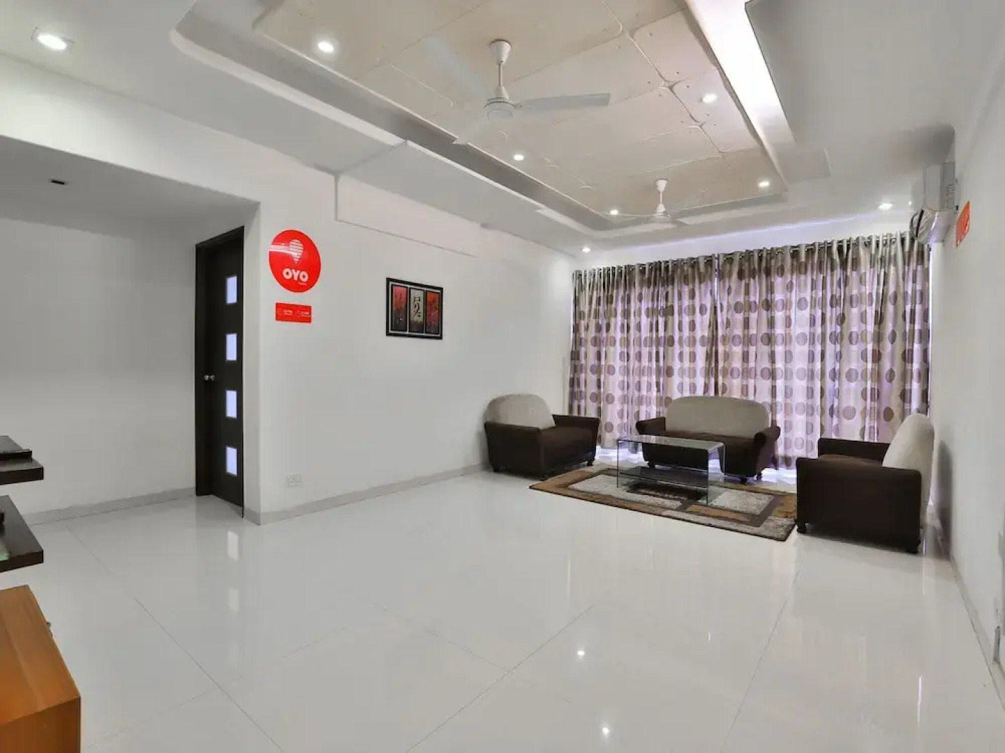 OYO 15508 Shreeji Sangeet Apartments