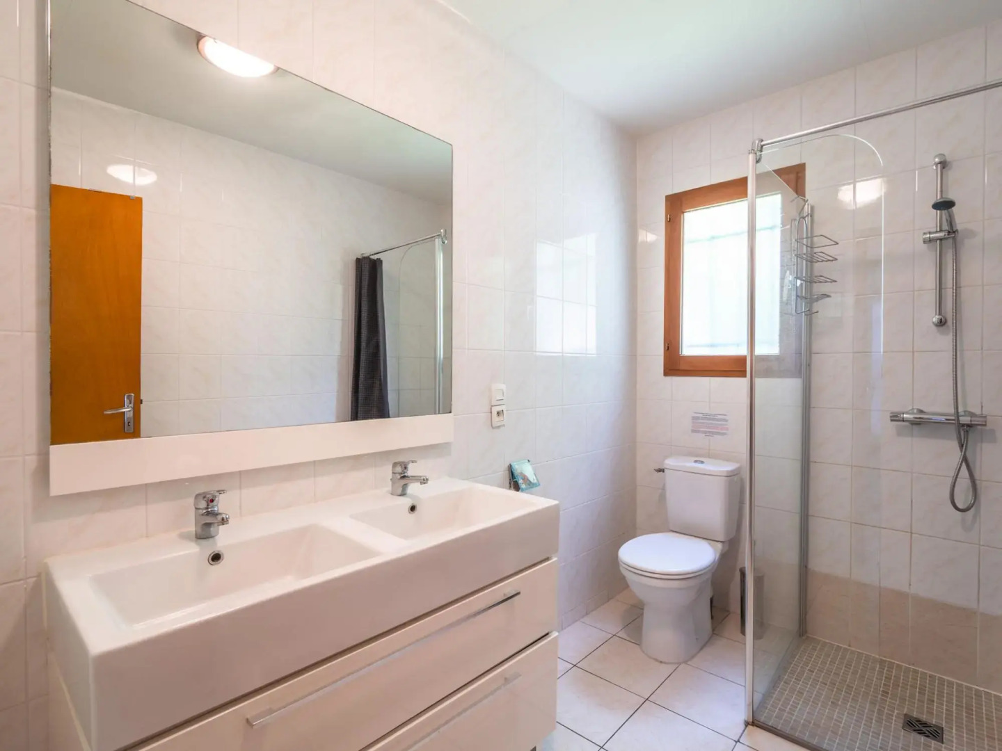 Exquisite Villa in Beaufort With Swimming Pool