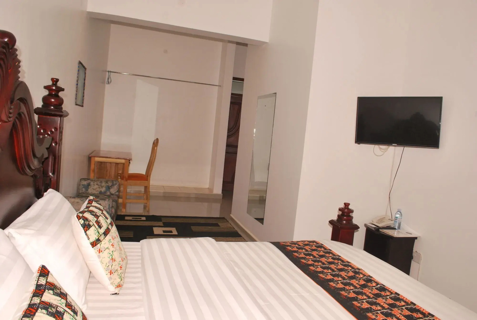 Mowicribs Hotel & Spa