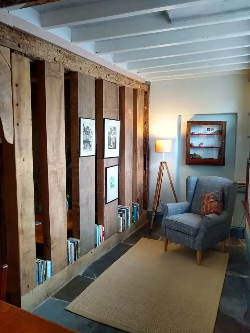 Porth y Dwr - the Secret House!