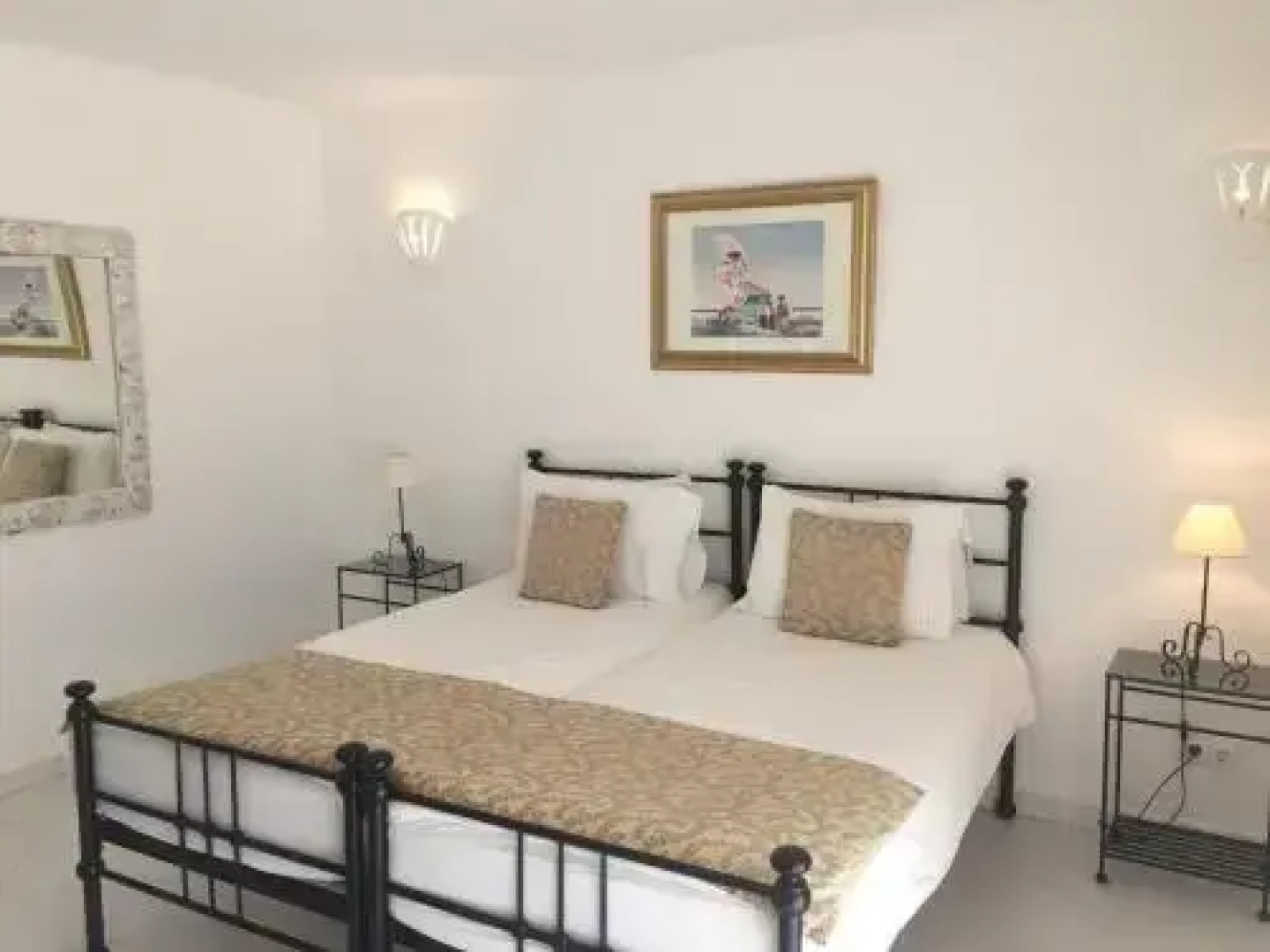 Casa Oléandro by Flo