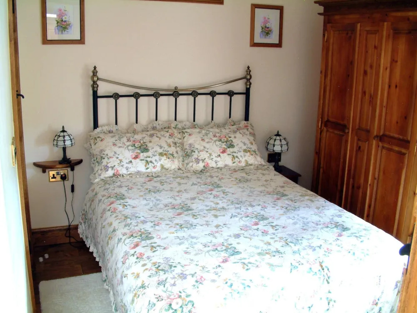 Beautiful Apartment With Jacuzzi Surrounded By The Nature Of Llandovery