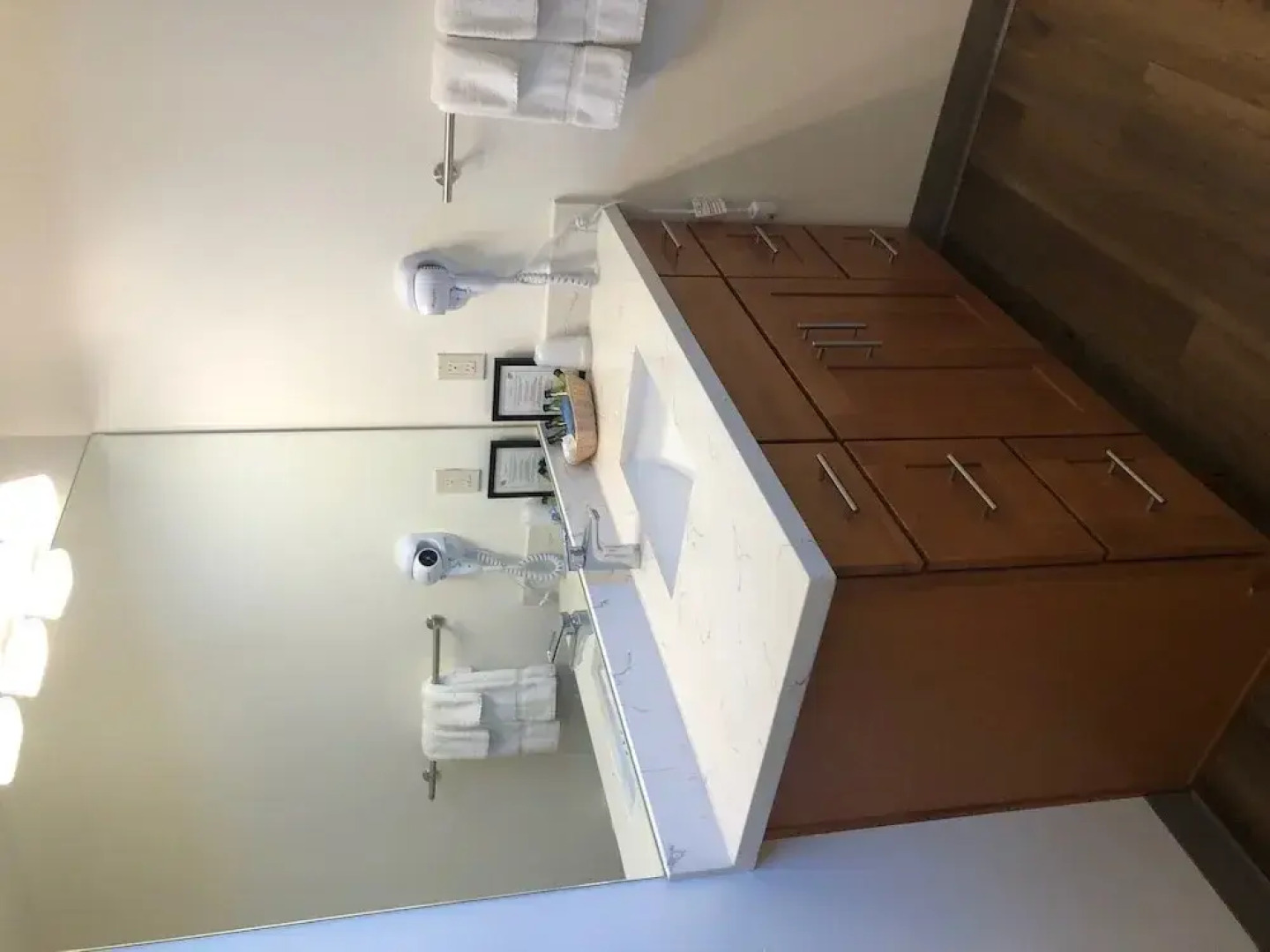 Lopez Islander Resort