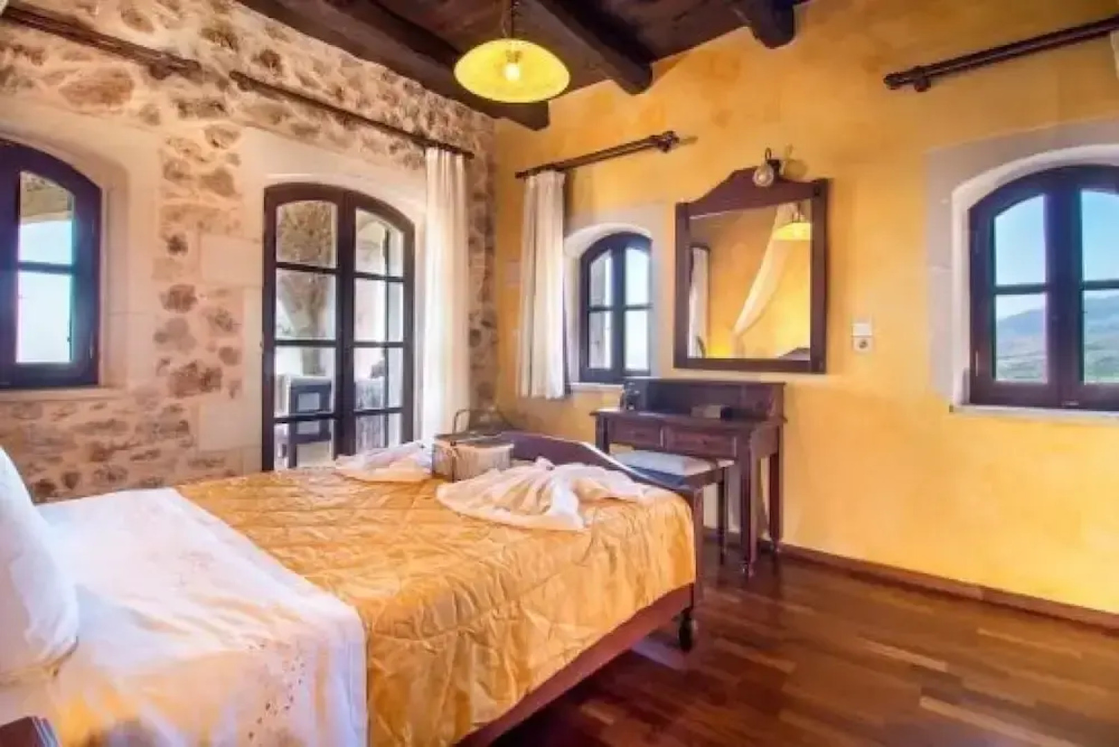 Samonas Traditional Villas Purple Villa Malotira - 85m Maisonette