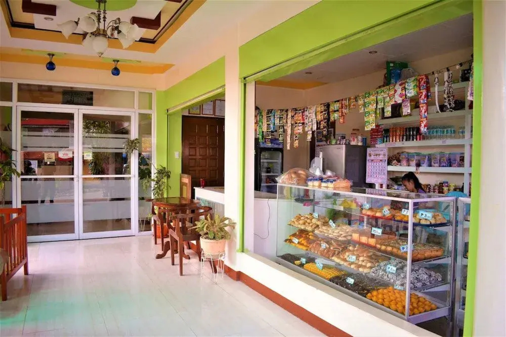 Zen Rooms Baywalk Palawan