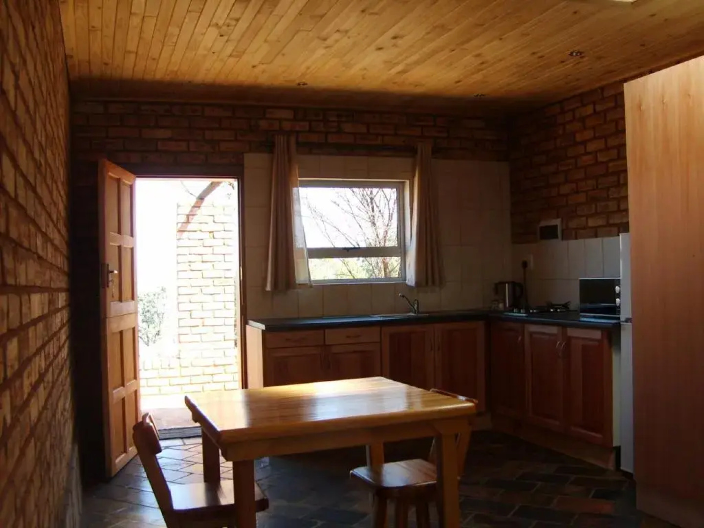 Thirsty Falls Guest Farm